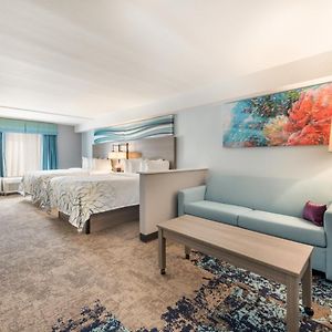 Costa Azul Suites Virginia Beach By Red Collection